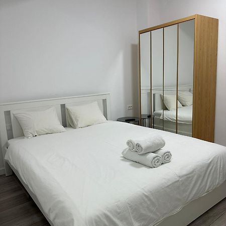 Catedral Apartment Букурещ Екстериор снимка