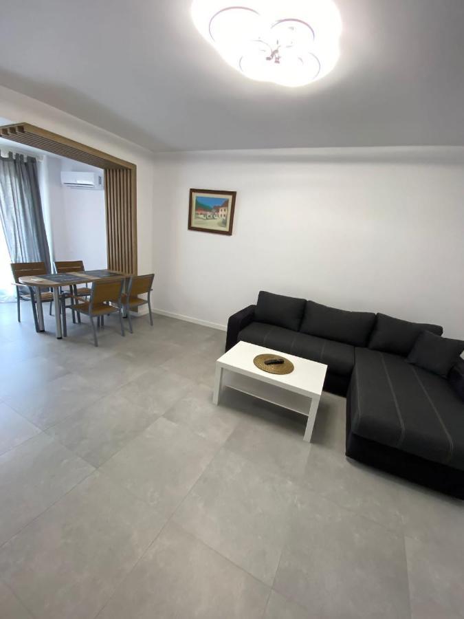 Catedral Apartment Букурещ Екстериор снимка