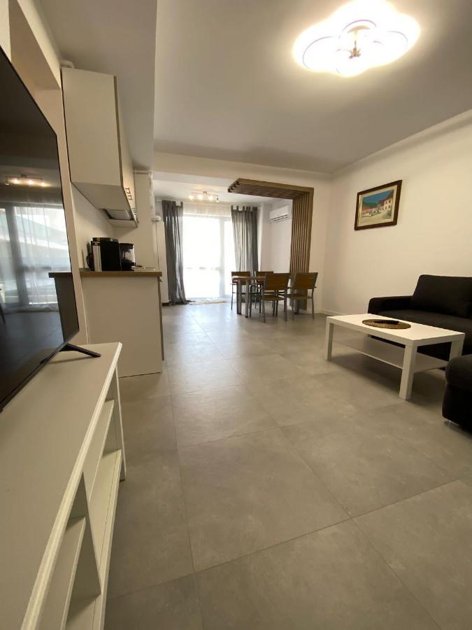 Catedral Apartment Букурещ Екстериор снимка