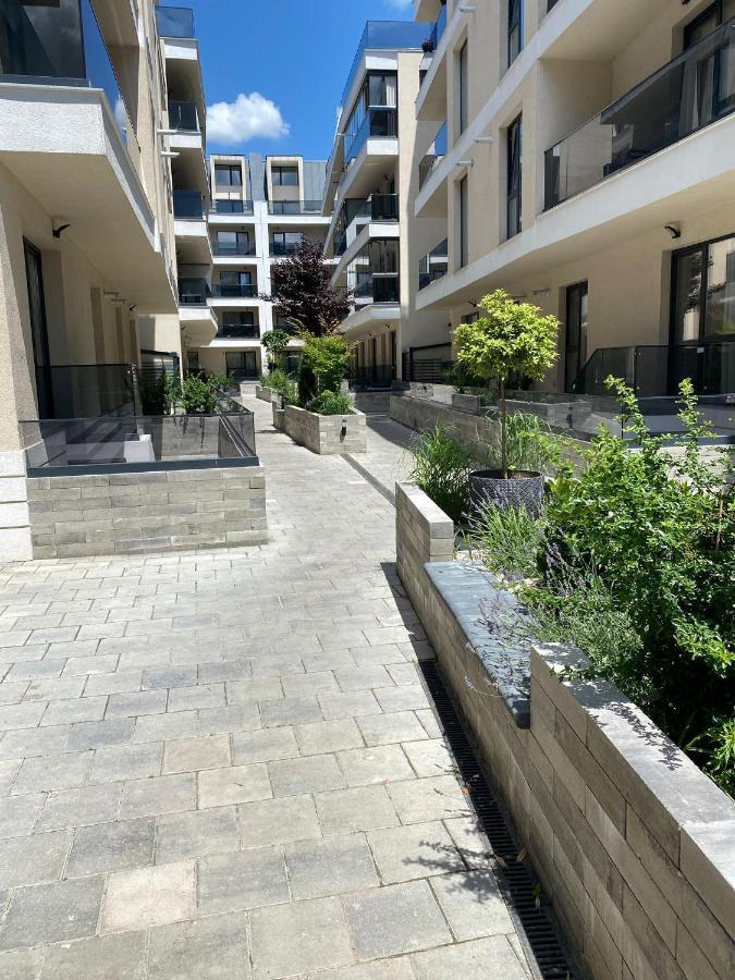 Catedral Apartment Букурещ Екстериор снимка