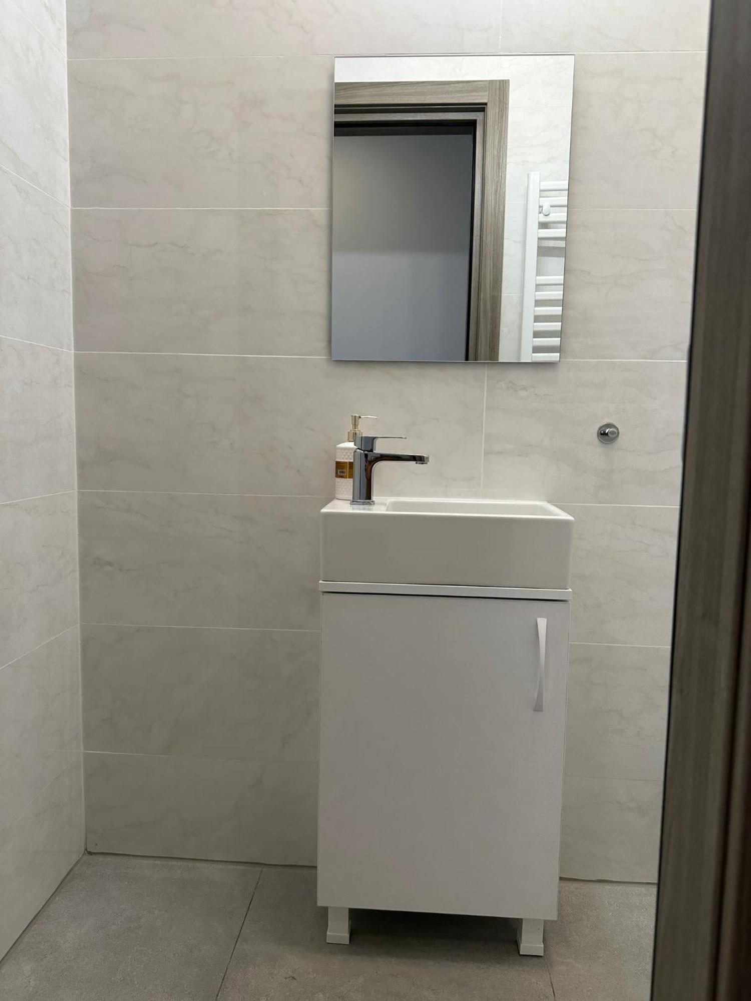 Catedral Apartment Букурещ Екстериор снимка